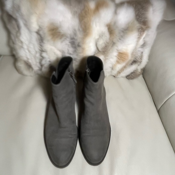 SOLD
Carlson Miller Water Resistant Boot - Picture 3 of 4